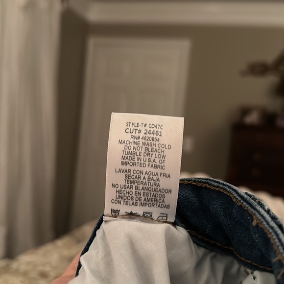 JustBlack Cropped Distressed Jeans - Picture 7 of 7